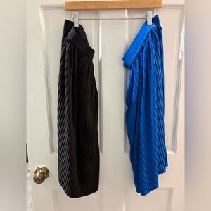 Flowy pleated skirt bundle (2)